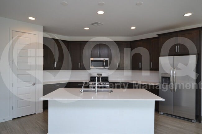 9213 W Glenrosa Ave in Phoenix, AZ - Building Photo - Building Photo