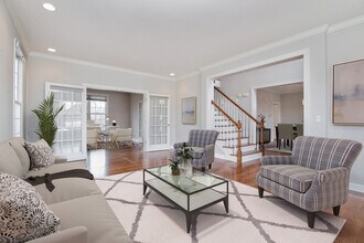 2127 Chandler Ln in Glenview, IL - Building Photo - Building Photo