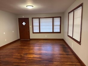 53 Primrose Dr in Jackson, TN - Building Photo - Building Photo