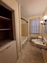 2302 Whitehall Ave, Unit B in Anderson, SC - Building Photo - Building Photo