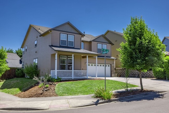 722 N 16th Ct in Ridgefield, WA - Building Photo - Building Photo