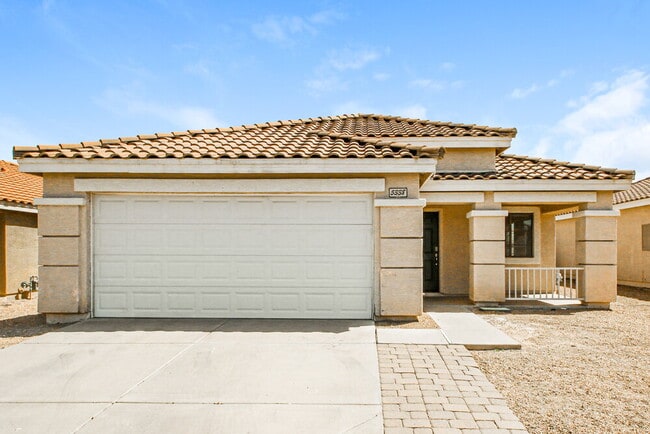 property at 5338 E Florian Ave