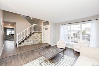 1812 19th Dr in Mukilteo, WA - Building Photo - Building Photo