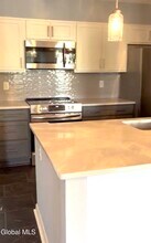 413 Diamond Rock Cir in Troy, NY - Building Photo - Building Photo