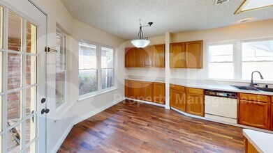 1517 Yorkshire Dr in Mesquite, TX - Building Photo - Building Photo