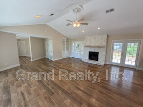 7401 Bernadette Dr in Navarre, FL - Building Photo - Building Photo