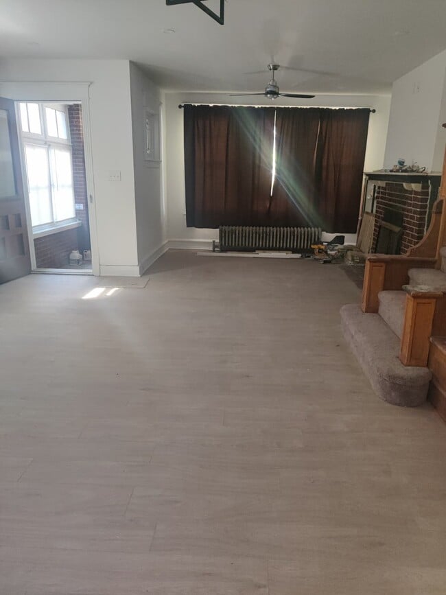 1620 Lindley Ave in Philadelphia, PA - Building Photo - Building Photo