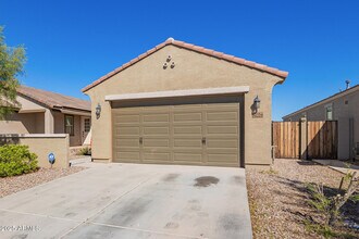 40354 W Sunland Dr in Maricopa, AZ - Foto de edificio - Building Photo