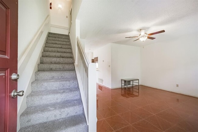 12500 Brookglade Cir in Houston, TX - Building Photo - Building Photo