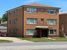 9341 S. Pulaski Rd. Apartments