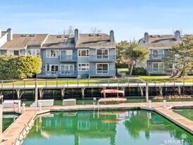 1 Island Dr in Norwalk, CT - Building Photo