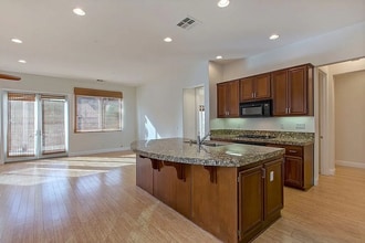 27067 Sunningdale Way in Valley Center, CA - Building Photo - Building Photo