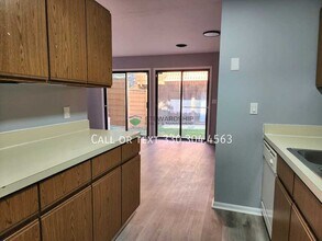 695 Carroll St in Akron, OH - Building Photo - Building Photo