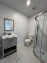 811 NW 21st Ct-Unit -811 in Miami, FL - Building Photo - Building Photo