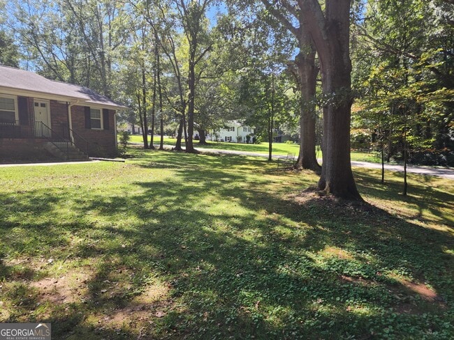 335 Gilmer St in Lavonia, GA - Building Photo - Building Photo