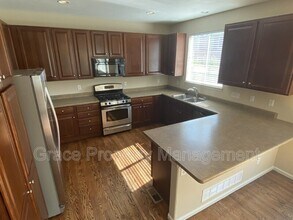 10255 Ventura St in Commerce City, CO - Building Photo - Building Photo