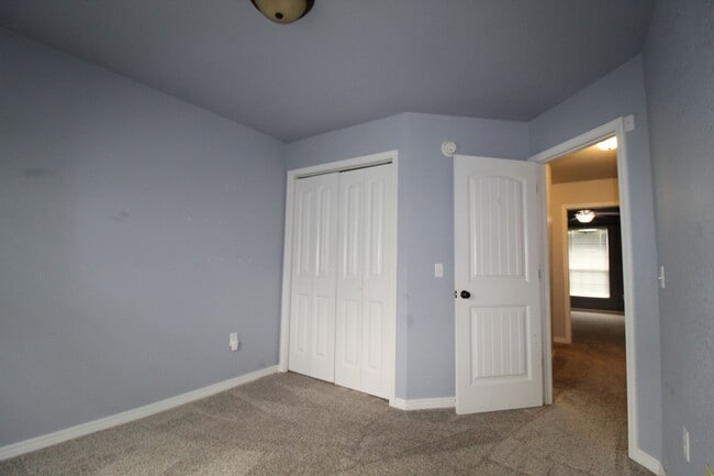 14040 N Britton Rd in Tahlequah, OK - Building Photo - Building Photo