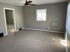 163 Lewis St, Unit 163 Lewis St, Upper-Apt 2 in Geneva, NY - Building Photo - Building Photo