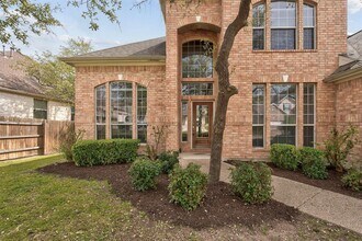 321 Grafton Ln in Austin, TX - Building Photo - Building Photo