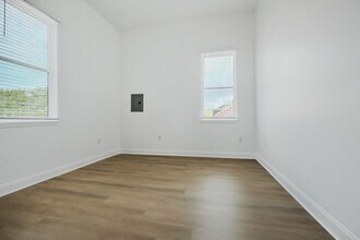 3318 S Saratoga St in New Orleans, LA - Building Photo - Building Photo