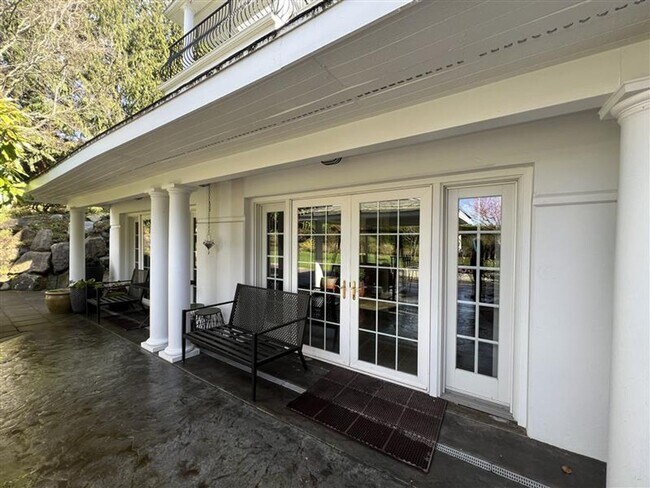 3417 122nd Pl NE in Bellevue, WA - Building Photo - Building Photo