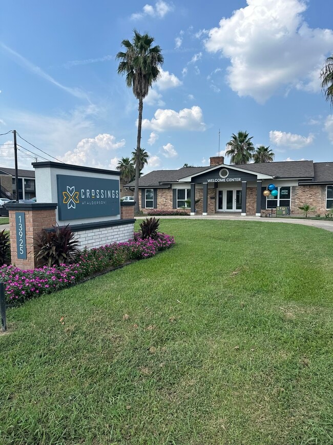 Crossings at Alderson Apartments