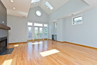 2338 N Greenview Ave, Unit #  03 in Chicago, IL - Foto de edificio - Building Photo