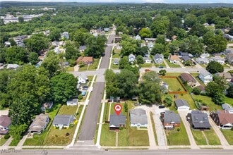 203 Robinson Ave in Barberton, OH - Building Photo - Building Photo