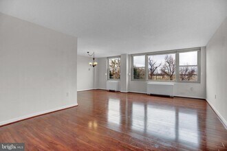 4401 Roland Ave in Baltimore, MD - Building Photo - Building Photo