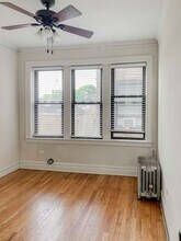 2175 W Giddings St, Unit 1F in Chicago, IL - Building Photo - Building Photo