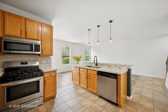 6524 Marble Ln in Carpentersville, IL - Building Photo - Building Photo