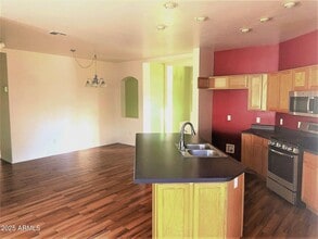 7062 W Palmaire Ave in Glendale, AZ - Building Photo - Building Photo