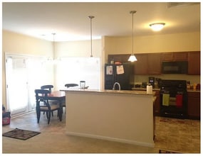 344 Eagle Feather Loop in Columbia, SC - Foto de edificio - Building Photo