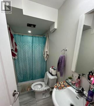 12 Axelrod Ave in Brampton, ON - Building Photo - Building Photo