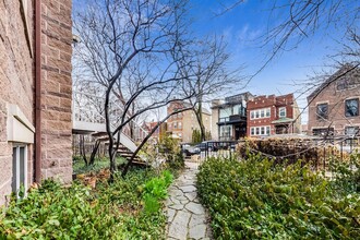1916 N Wolcott Ave in Chicago, IL - Building Photo - Building Photo