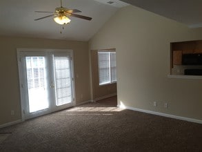 109 W Tahoe Dr in Savannah, GA - Building Photo - Building Photo