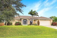 4226 SW 14th Pl in Cape Coral, FL - Building Photo - Building Photo