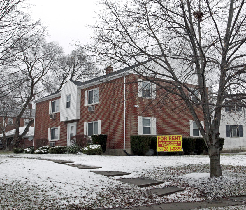 2334-2338 Davue Cir in Dayton, OH - Foto de edificio