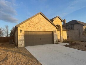 400 Stone Holw Dr in Ferris, TX - Building Photo - Building Photo