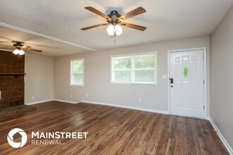 2030 Lynn Ct in Cumming, GA - Building Photo - Building Photo