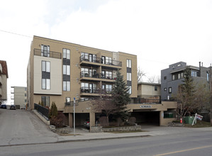 The Pavilion in Calgary, AB - Building Photo - Building Photo