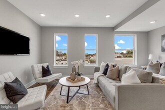 1924 N Front St in Philadelphia, PA - Foto de edificio - Building Photo