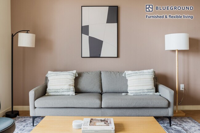 240 W MacArthur Blvd-Unit -FL4-ID1683 in Oakland, CA - Building Photo - Building Photo