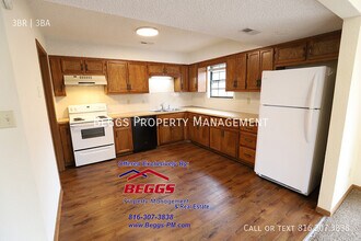 213 Dains St in Liberty, MO - Building Photo - Building Photo