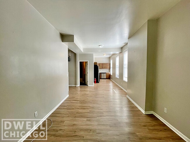 2135 S Fairfield Ave, Unit 2 in Chicago, IL - Building Photo - Building Photo