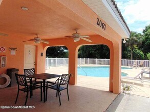 2087 Hidden Grove Ln in Merritt Island, FL - Building Photo - Building Photo