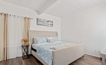 514 E Islay St in Santa Barbara, CA - Building Photo - Building Photo