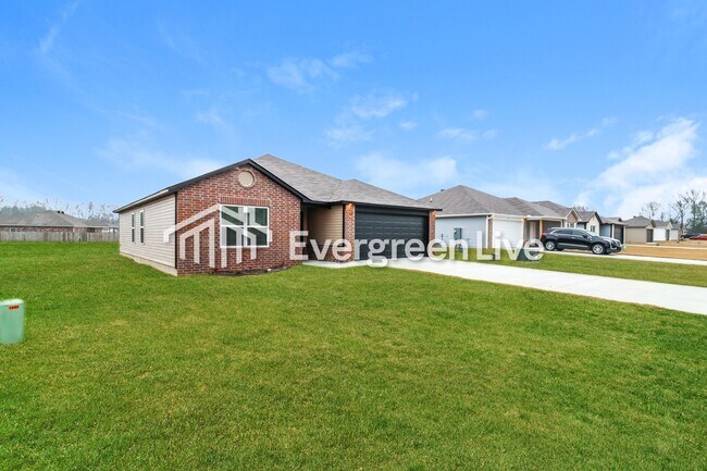 113 Terrence Dr in Beebe, AR - Building Photo - Building Photo