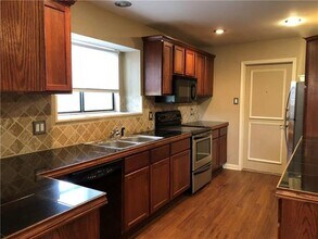 1004 Simon Dr in Plano, TX - Building Photo - Building Photo