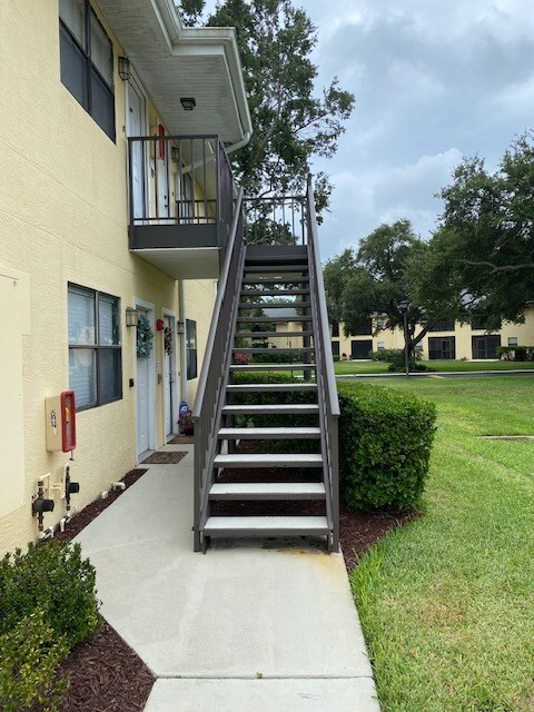 3001 58th Ave S, Unit 112 in St. Petersburg, FL - Building Photo - Building Photo